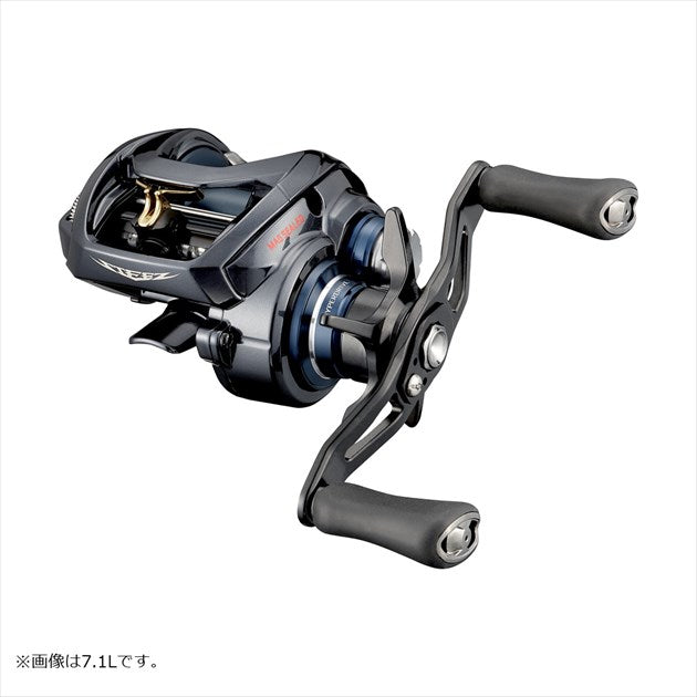 DAIWA Steez A TW HLC 8.1L (left) 2021 additional model