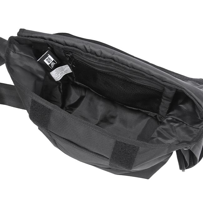 NEW ERA Tackle Bag Shoulder Bag 9L Black